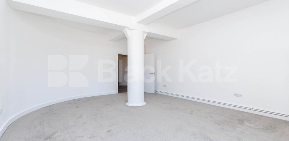 			2 Bedroom, 1 bath, 1 reception Apartment			 SPRINGFIELD HOUSE LOFTS-TYSSEN STREET, DALSTON/HAGGERSTON